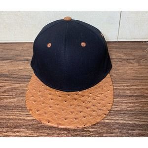 Leader LOGA hat Ostritch Bill black leather adjustable flat bill